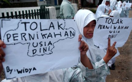 Aksi tolak pernikahan usia dini. Sumber foto: indonesia.ucanews.c